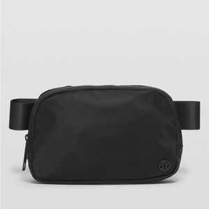 NWOT lululemon black everywhere belt bag